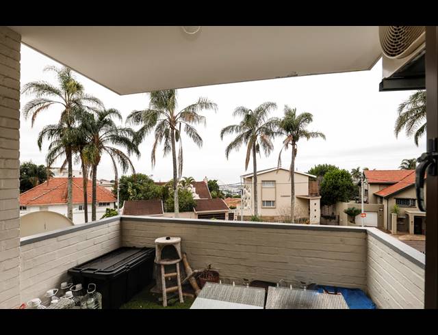 2 BEDROOM APARTMENT FOR SALE IN ESSENWOOD